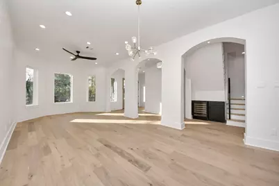 4206 Oxford Street, Houston, TX 77022 - Photo 3