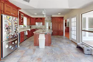 5107 Middle Falls Dr, Houston, TX 77345 - Photo 7