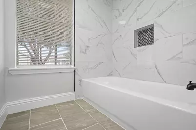 9231 Cobbleshire Drive, Houston, TX 77037 - Photo 9
