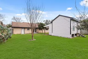 9231 Cobbleshire Dr, Houston, TX 77037 - Photo 21
