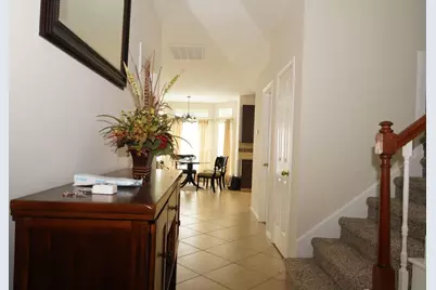 110 Chandler Court, Sugar Land, TX 77479 - Photo 3