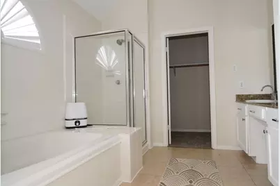 110 Chandler Court, Sugar Land, TX 77479 - Photo 13