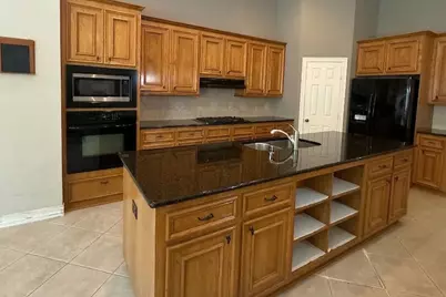 2227 Greenhaven Drive, Sugar Land, TX 77479 - Photo 5