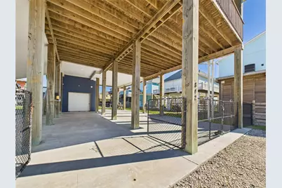 842 Main Street, Crystal Beach, TX 77650 - Photo 7