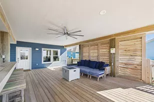 842 Main St, Crystal Beach, TX 77650 - Photo 21