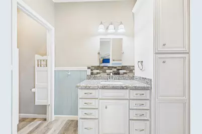 842 Main Street, Crystal Beach, TX 77650 - Photo 35