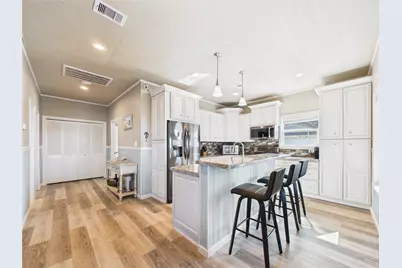 842 Main Street, Crystal Beach, TX 77650 - Photo 29