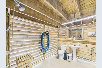 842 Main Street, Crystal Beach, TX 77650 - Photo 9