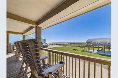 842 Main Street, Crystal Beach, TX 77650 - Photo 23