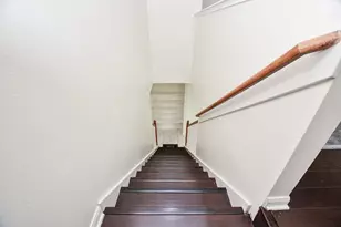 9641 Weldridge Dr, Sugar Land, TX 77498 - Photo 17