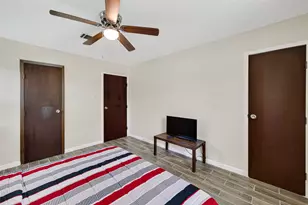 13629 Lynnwood Ln, Sugar Land, TX 77498 - Photo 25