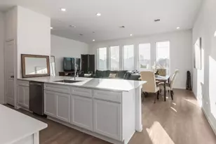 10622 Cabot Trl, Rosharon, TX 77583 - Photo 7