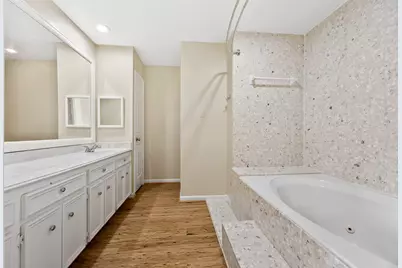 10715 Sandpiper Drive, Houston, TX 77096 - Photo 25