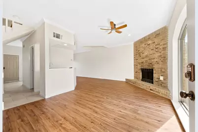 10715 Sandpiper Drive, Houston, TX 77096 - Photo 5