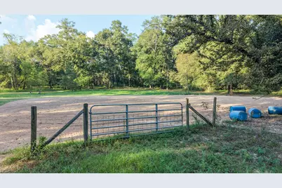 26925 E River Road, Splendora, TX 77372 - Photo 41