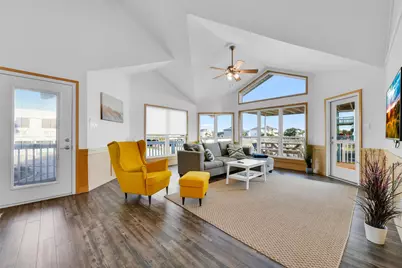 4123 Pelican Lane, Galveston, TX 77554 - Photo 9