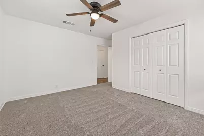 1719 W Sealy Street, Alvin, TX 77511 - Photo 27