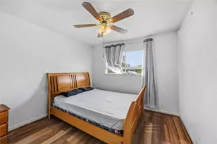 8456 Leawood Blvd, Houston, TX 77072 - Photo 17