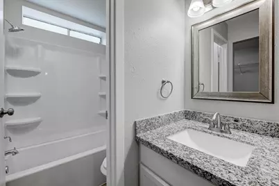 34 N Circlewood Glen, The Woodlands, TX 77381 - Photo 25