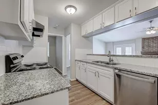 34 N Circlewood Glen, The Woodlands, TX 77381 - Photo 7