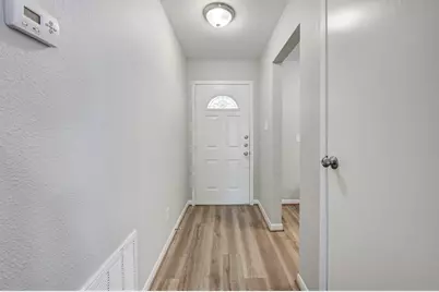 34 N Circlewood Glen, The Woodlands, TX 77381 - Photo 5