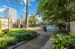 4515 Briar Hollow Pl, Houston, TX 77027 - Photo 27