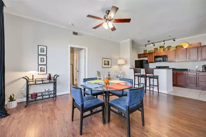 4515 Briar Hollow Place #308, Houston, TX 77027 - Photo 7