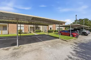 5667 Birchmont Dr, Houston, TX 77091 - Photo 13