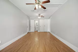 1502 15th Ave N, Texas City, TX 77590 - Photo 9