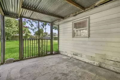1502 15th Avenue N, Texas City, TX 77590 - Photo 21