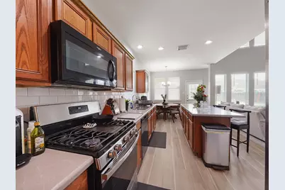 10506 Great River Court, Houston, TX 77089 - Photo 9