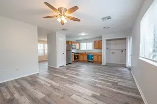 6247 Elton Knolls St, Katy, TX 77449 - Photo 7
