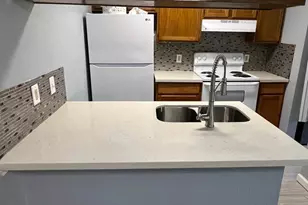 17401 Red Oak Dr, Houston, TX 77090 - Photo 5