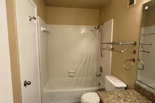 6500 Harbor Town Dr, Houston, TX 77036 - Photo 17