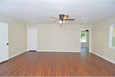 1131 Globe Street, Houston, TX 77034 - Photo 11