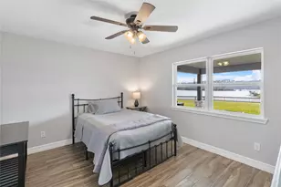 126 Magnolia Point Dr, Houston, TX 77336 - Photo 21