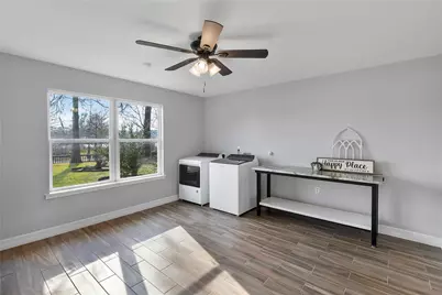 126 Magnolia Point Drive, Houston, TX 77336 - Photo 23