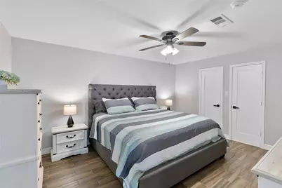 126 Magnolia Point Drive, Houston, TX 77336 - Photo 13