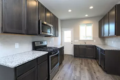 2528 Westslope Dr, Conroe, TX 77384 - Photo 11