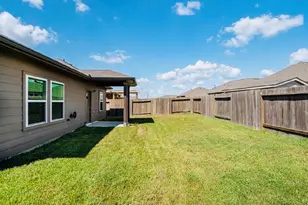 8626 Willet St, Baytown, TX 77521 - Photo 25