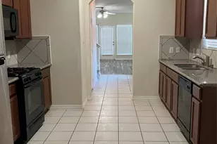 8907 Kleewood Dr, Houston, TX 77064 - Photo 17