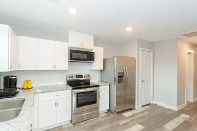 618 Maple Way #A-B, Houston, TX 77015 - Photo 5