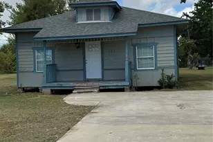 606 W 6th St, Freeport, TX 77541 - Photo 1