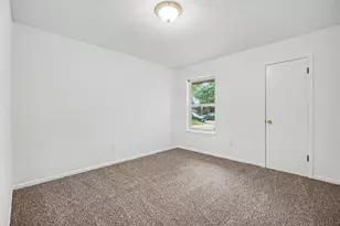 1105 E Brown Ln, Deer Park, TX 77536 - Photo 7