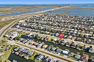 434 Pompano St, Bayou Vista, TX 77563 - Photo 5