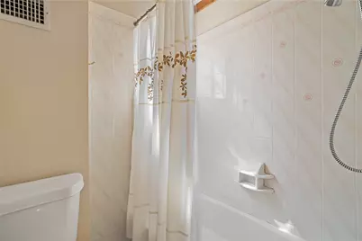 418 Bay Colony Drive, La Porte, TX 77571 - Photo 31