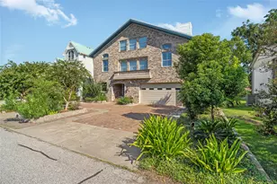 418 Bay Colony Dr, La Porte, TX 77571 - Photo 1