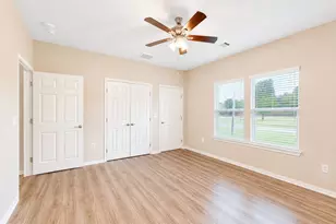 6606 E Crosstimbers St, Houston, TX 77028 - Photo 9