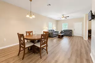 6606 E Crosstimbers St, Houston, TX 77028 - Photo 5