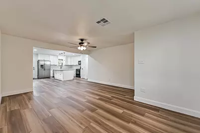 229 Burkett Street, Richwood, TX 77531 - Photo 9